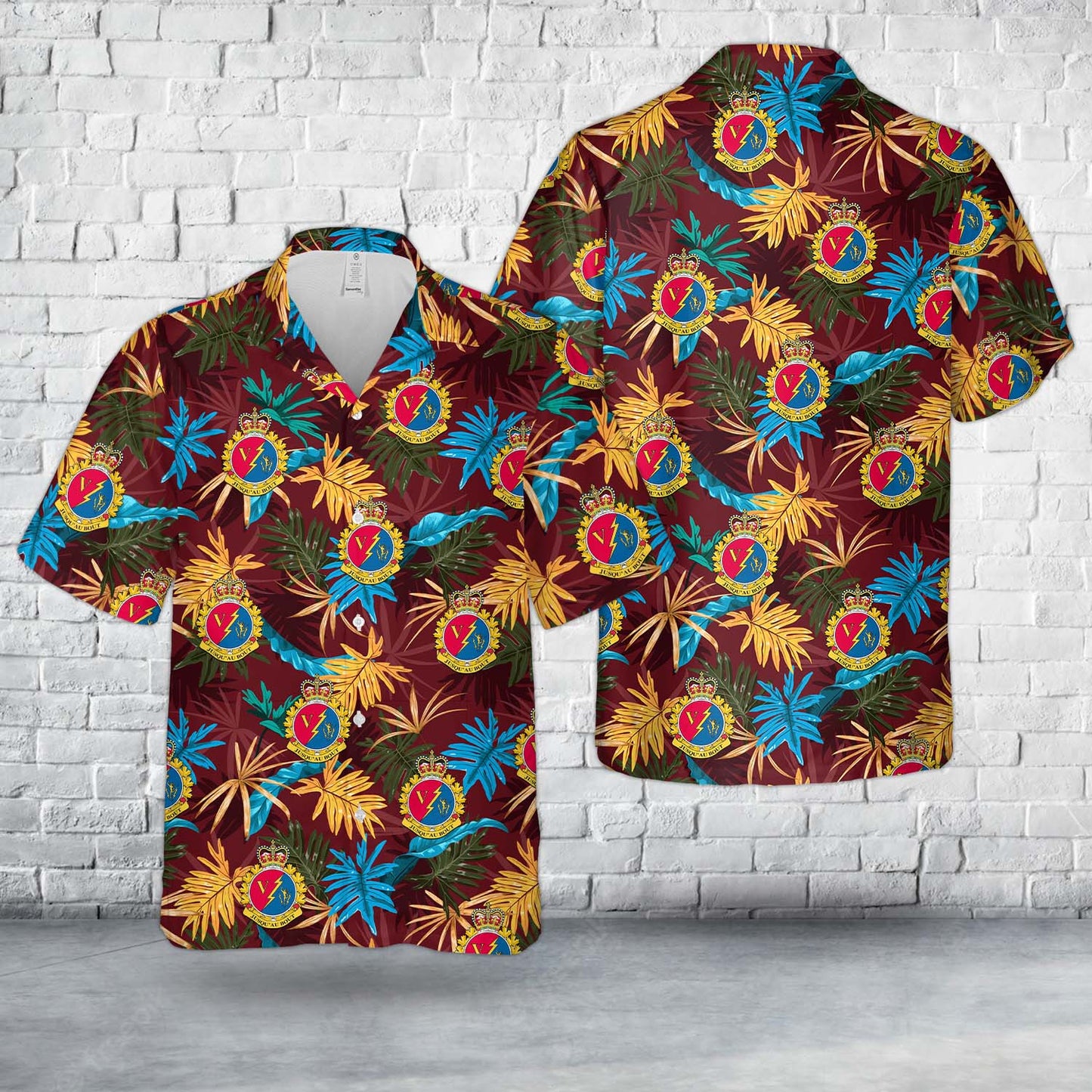 Canadian Army, 5 Canadian Mechanized Brigade Group Headquarters and Signal Squadron (5 CMBG HQ & Sigs) Hawaiian Shirt