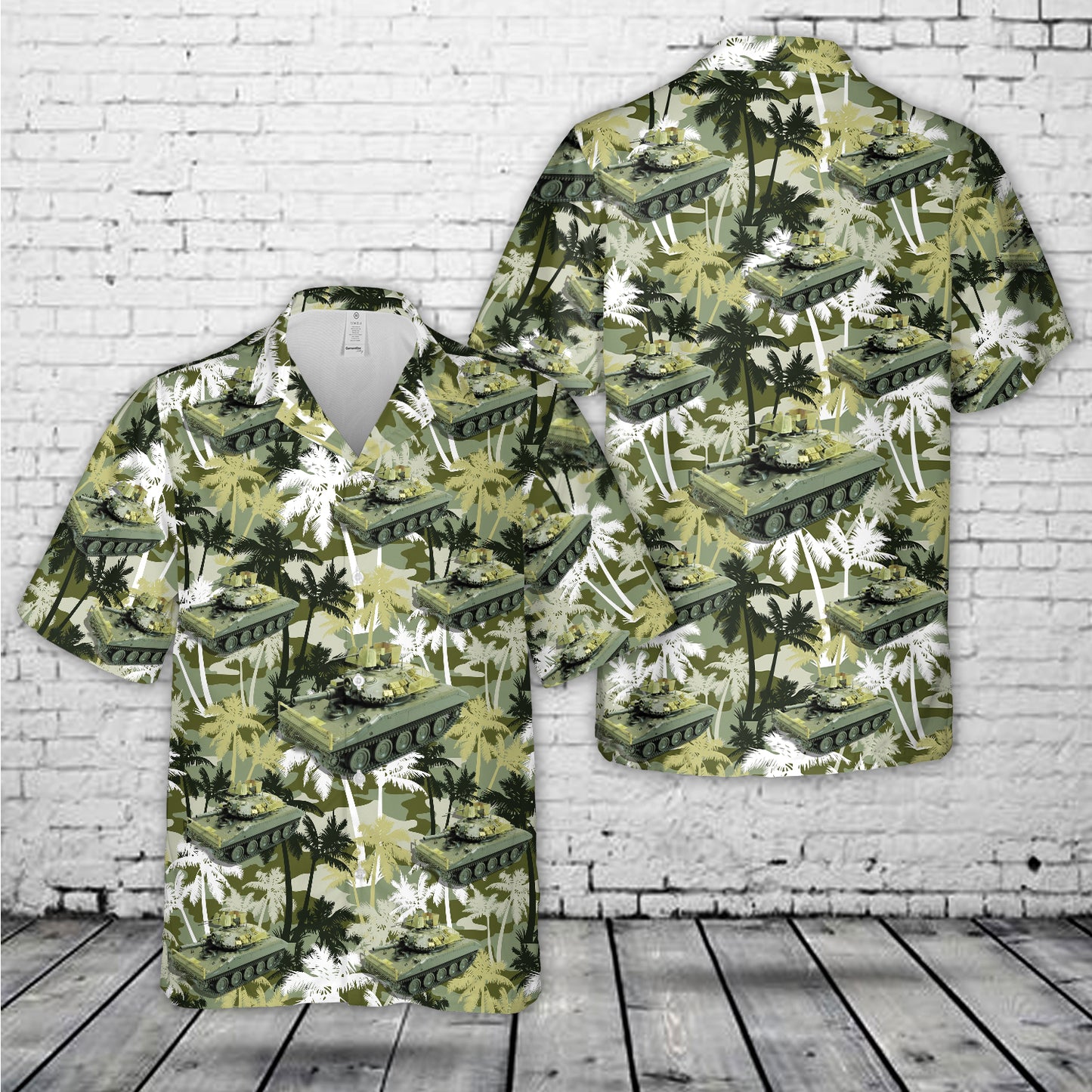 U.S. M551 Sheridan Airborne Tank (Vietnam War) Hawaiian Shirt