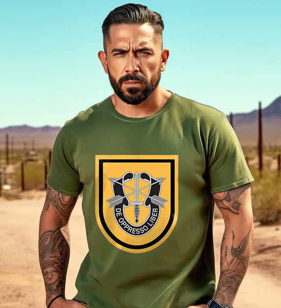 US Army 1st Special Forces Group (1st SFG) Classic Unisex T-Shirt Gildan 5000 (Made In US) DLMP3107PT04