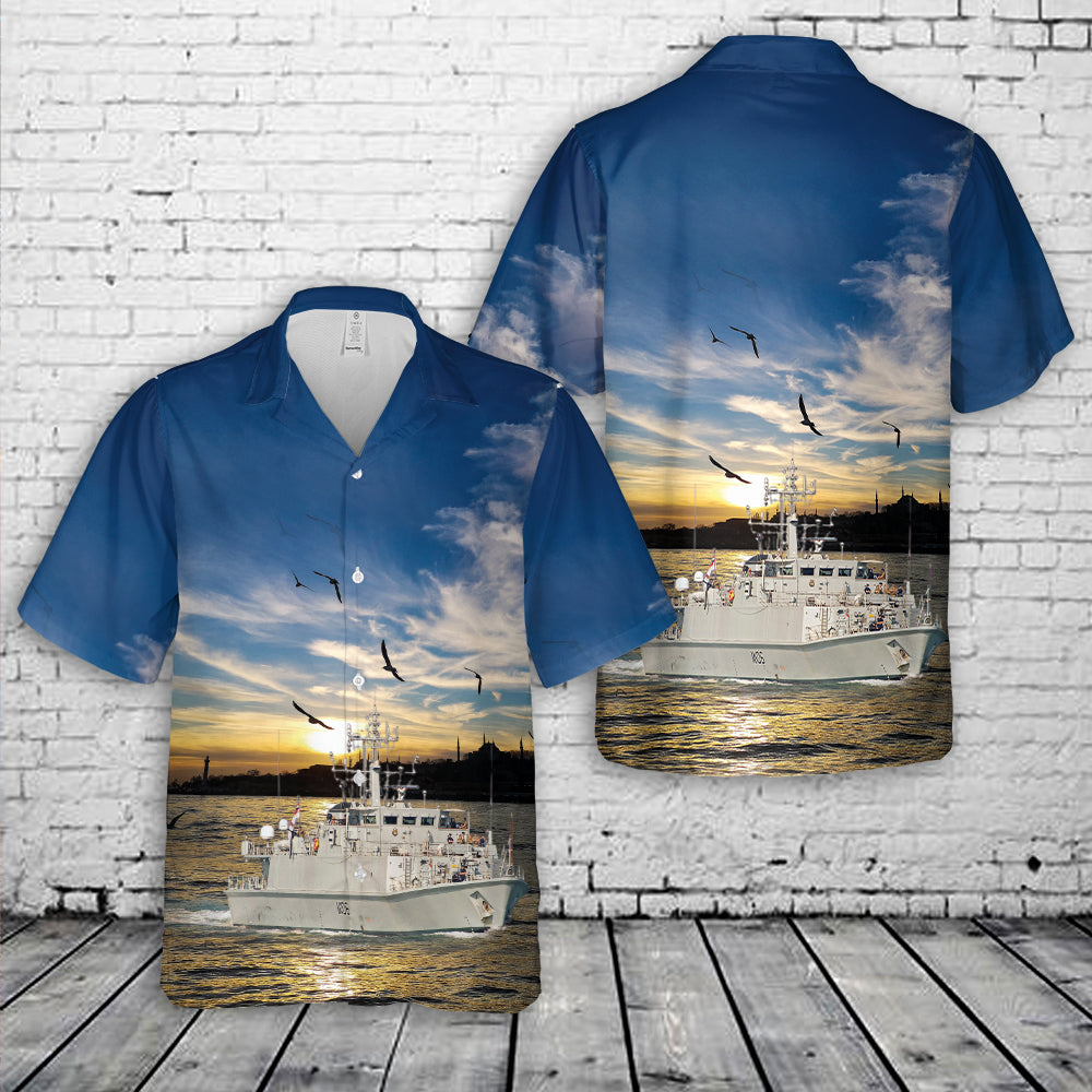 Royal Navy Sandown-class minehunter HMS Penzance (M106) Hawaiian Shirt