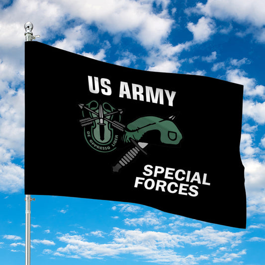 US Army Green Beret & Crest House Flag