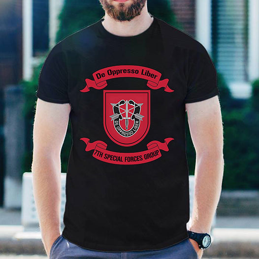 US Army Special 7th Special Forces Group (7th SFG)(A) - Green Berets Classic Unisex T-Shirt Gildan 5000 (Made In US)