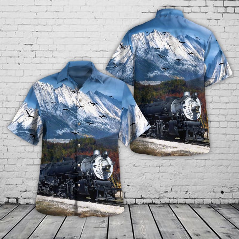 Colorado & Southern Railroad Engine 807 Hawaiian Shirt